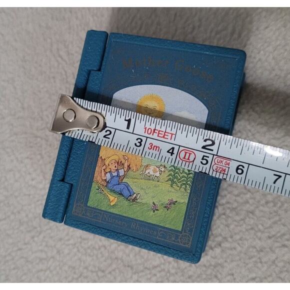 Vintage Hallmark Christmas Ornament Little Boy Blue Mother Goose Book 97 3D - Picture 4 of 9